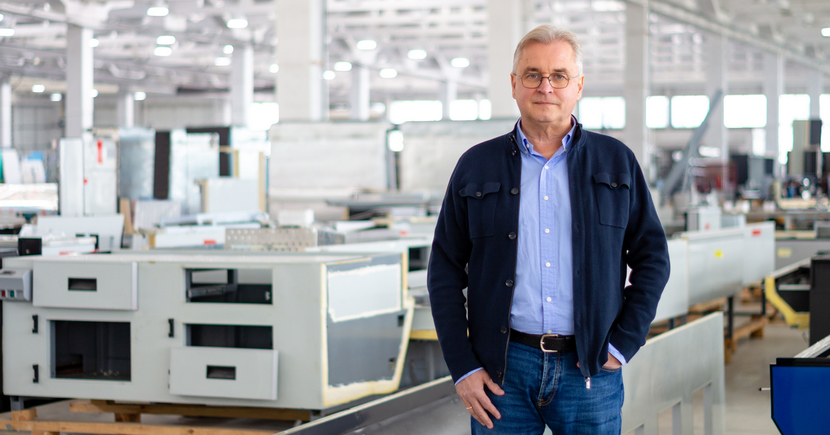 Oleg Antonenko, Aisberg: On Effective Customized Equipment for Retail and Creative Engineering