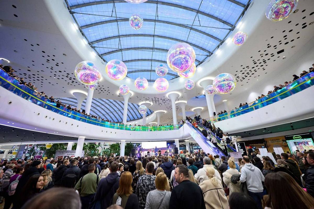 Valentine’s Day at Respublika Park Mall: a celebration of love and support for Ukraine’s defenders