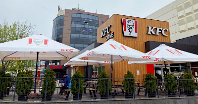Сандерс в Украине: какие компании развивают бренд KFC в нашей стране