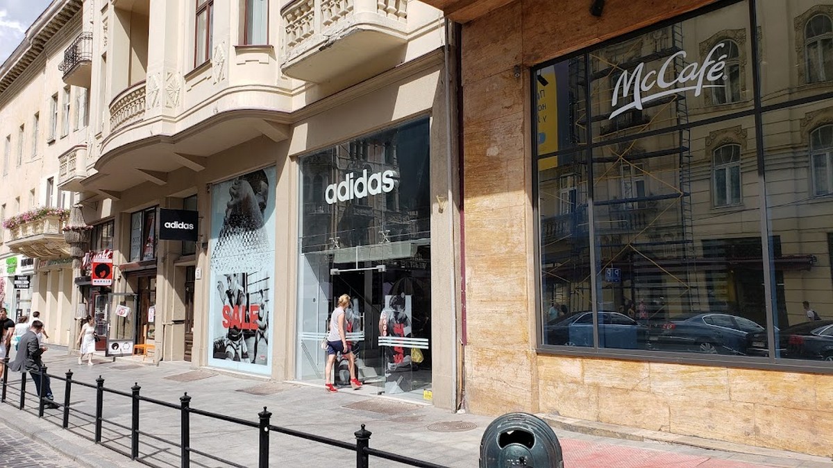 Adidas resumed four stores in Ukraine
