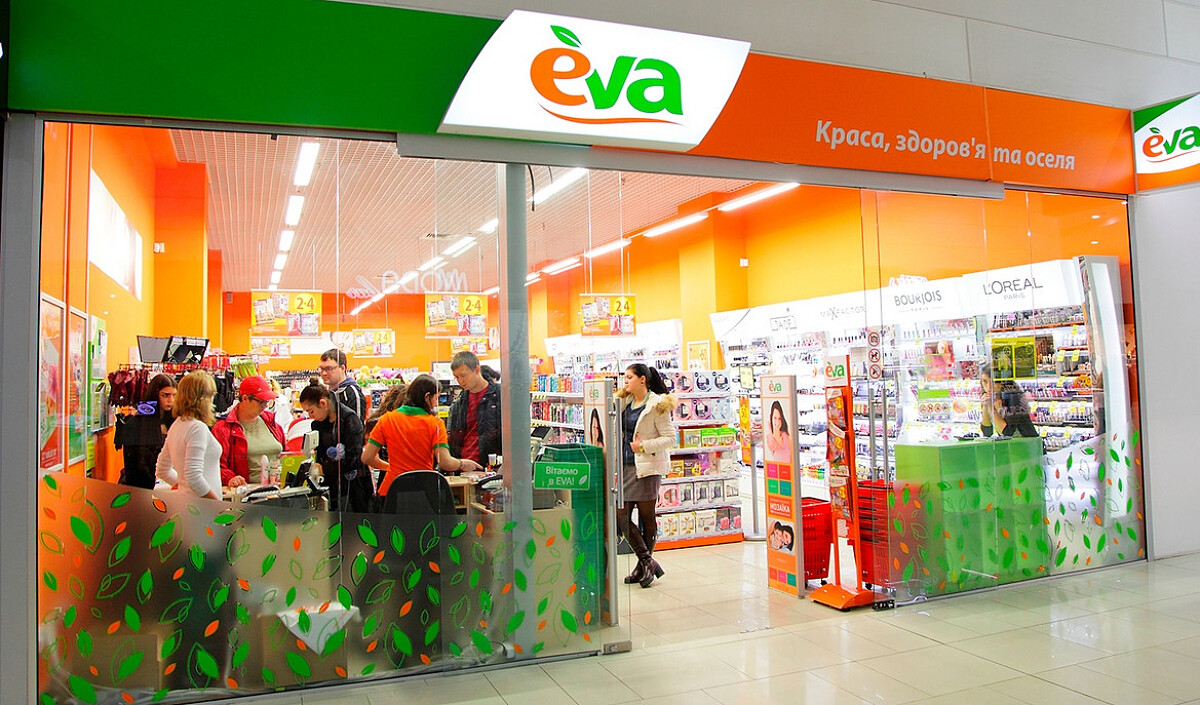 EVA стоїть пліч-о-пліч з українськими волонтерами на час воєнних дій