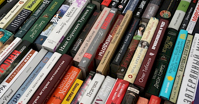 Інтернет-магазин Yakaboo та мережа Книгарня Є відмовляються від книжок російських видавництв