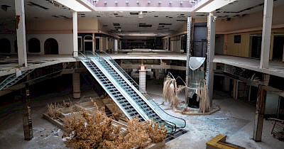 Кінець ери торгових центрів: що може врятувати фізичний рітейл