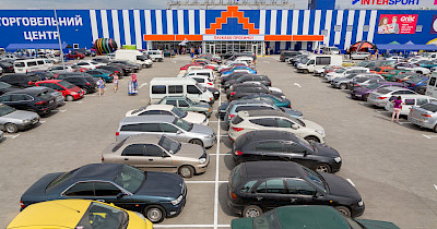 Більше та краще: як виглядає новий ТЦ Епіцентр в Одесі (фоторепортаж)