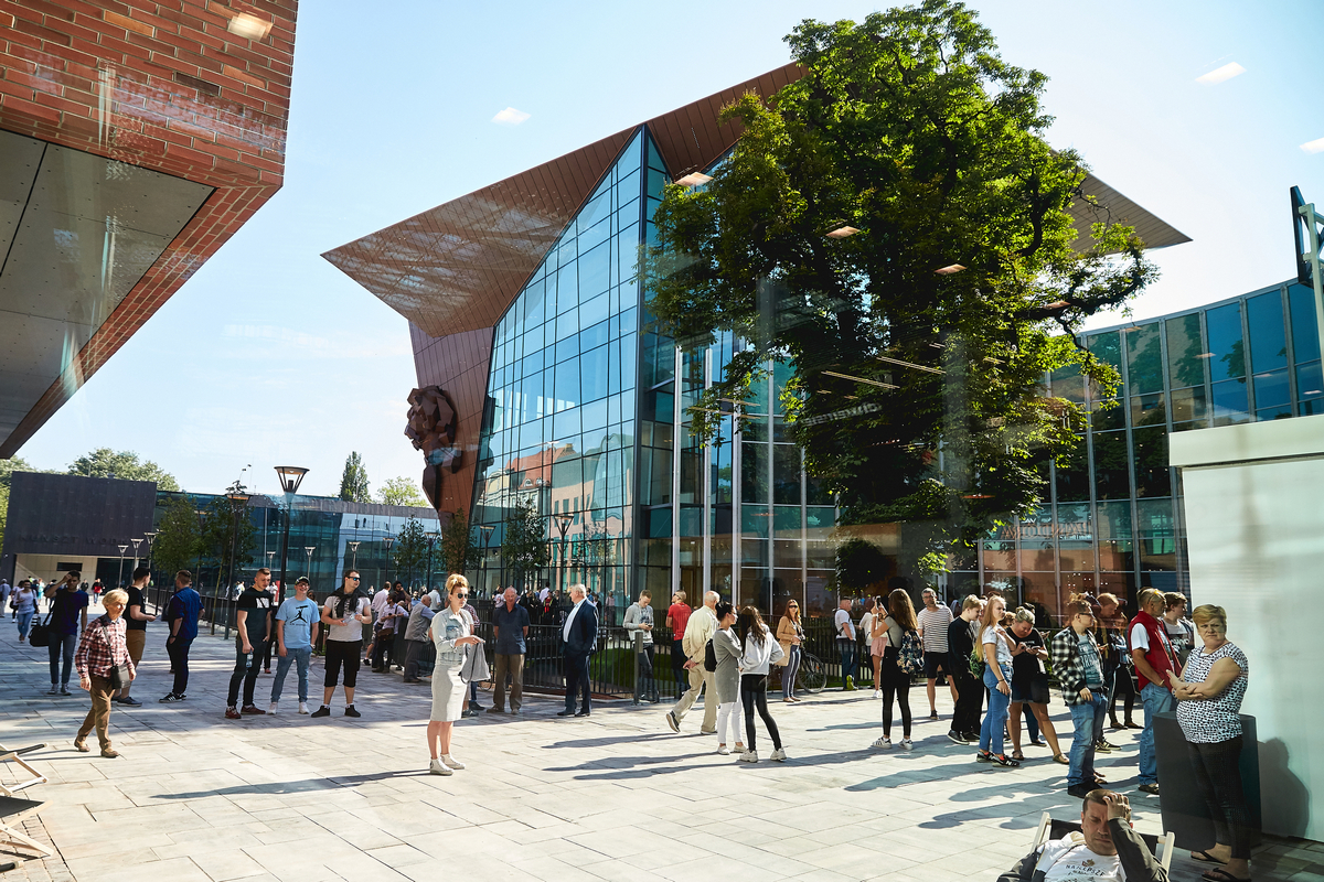 Multi відкрила ТРЦ Forum Gdansk – свій флагманський проект в Польщі (+фотоогляд)