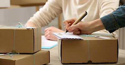 З гармати по горобцях. Чому ліміт “три посилки на місяць” не зупинить контрабанду