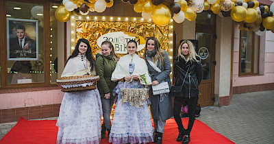 300-й магазин Золотий Вік урочисто відкрився в День Святого Миколая