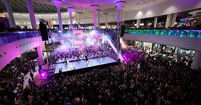 Благотворительный концерт The Rock Symphony Orchestra грандиозно состоялся в Respublika Park на 4-ю годовщину ТРЦ (+фото)