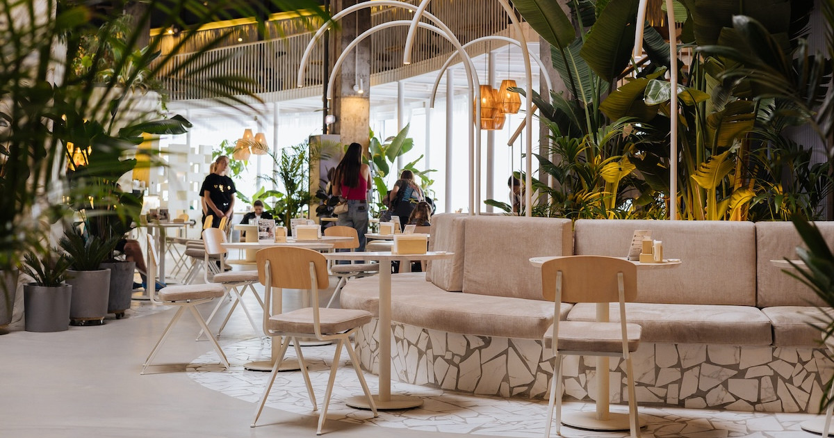 Фуд-корты и рестораны в ТРЦ: может ли еда быть драйвером трафика во время войны