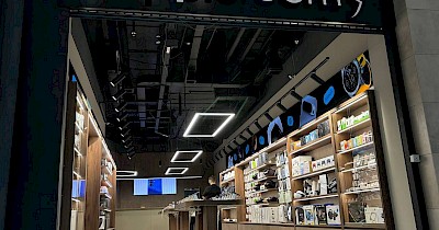 У ТРЦ Forum Lviv відкрився оновлений флагманський магазин AppleRoom