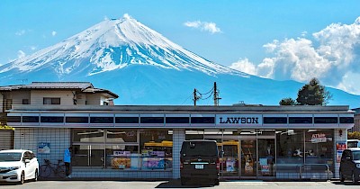 Як японська мережа Lawson створила філософію магазинів біля дому